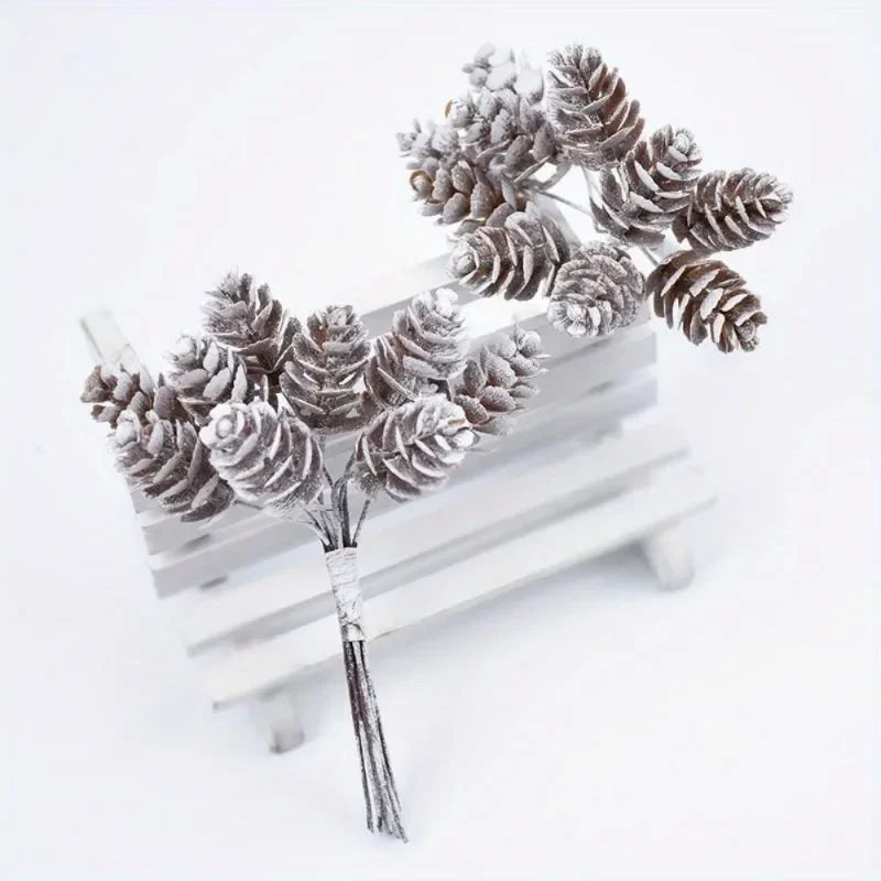 Mini Pinhas Artificiais com Ramo